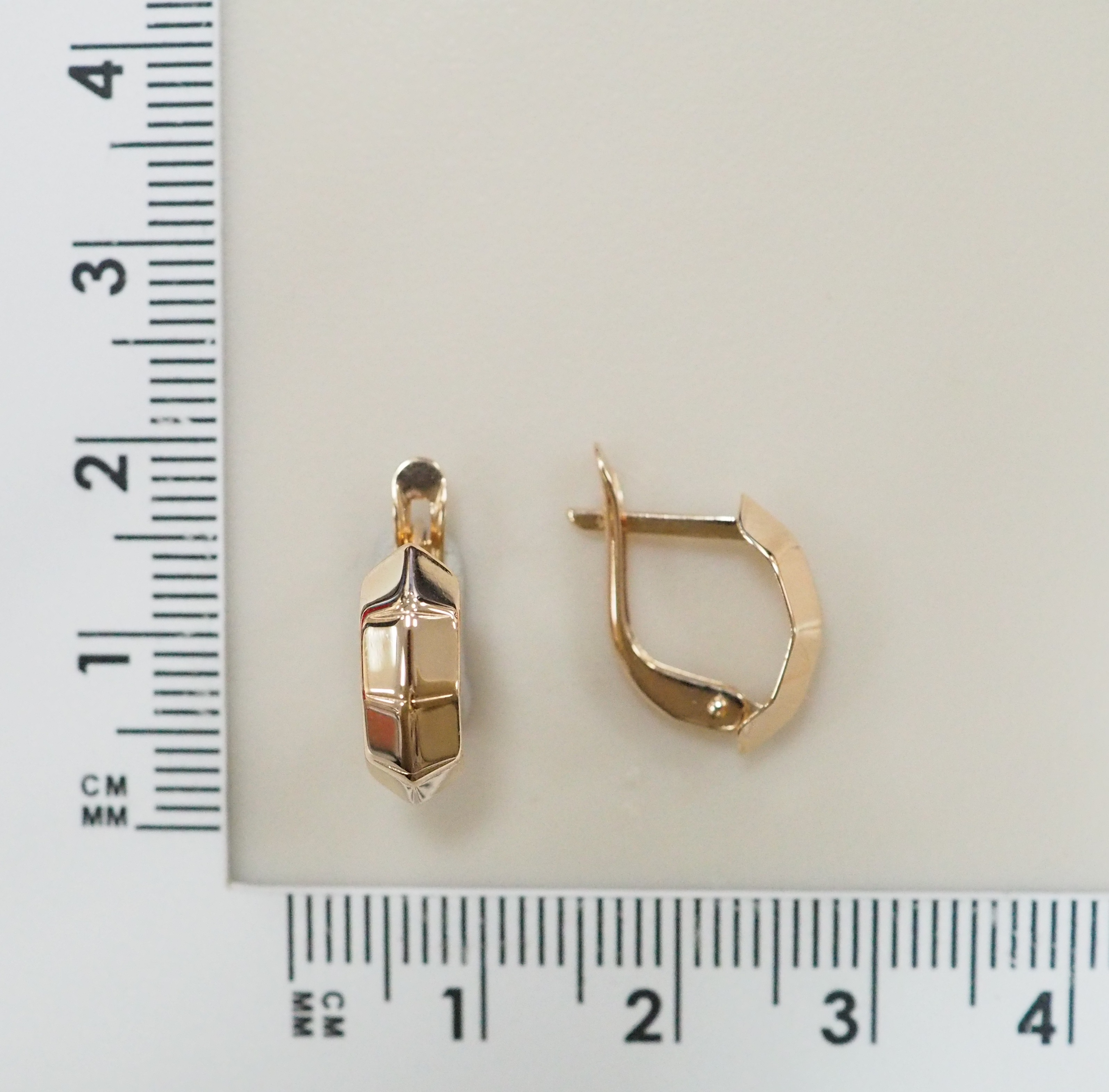 Серьги из золота